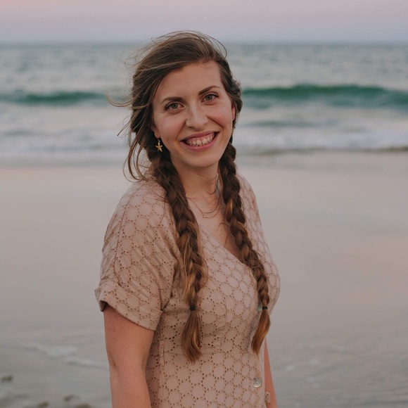 Meet your Posher, Eleanor - Picture 1 of 1